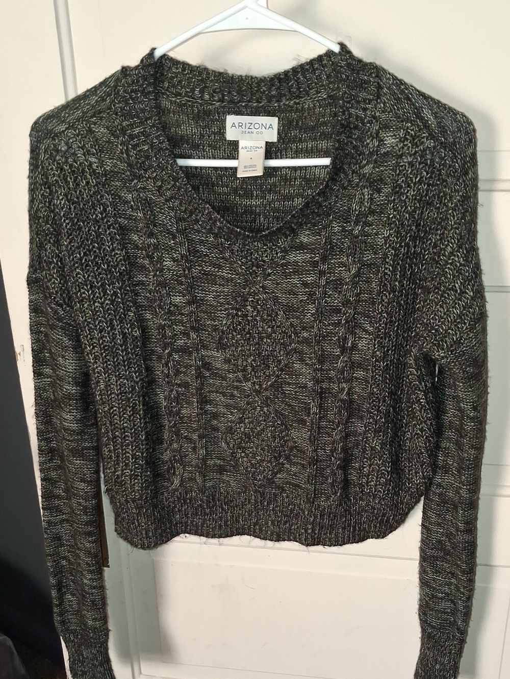 Arizona Jean Company Black and Gray Marled Cable Crewneck Sweater